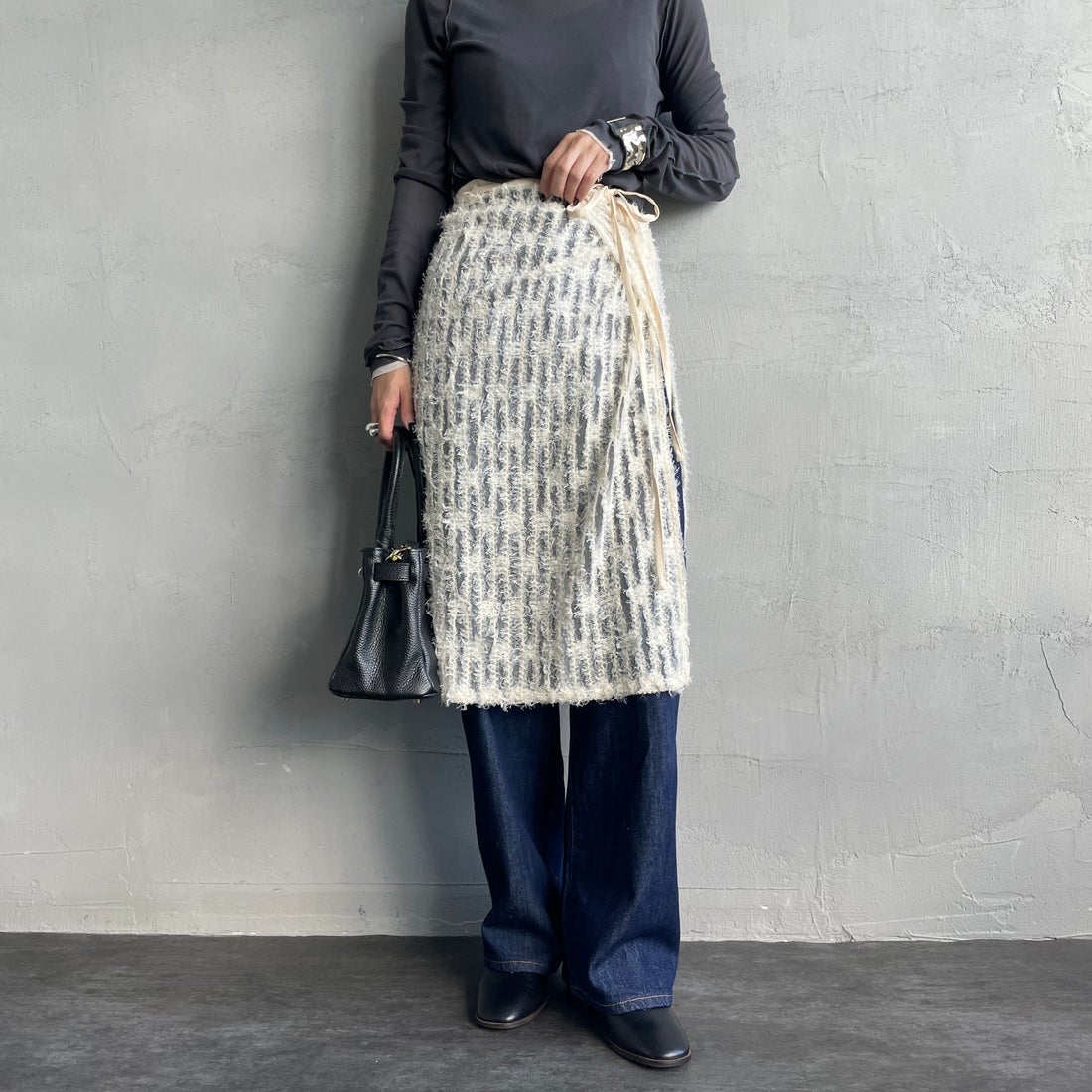 By/m [バイエム] マルチWAY チュールフェザーシアーラップスカート [B24142017] 21 IVORY&&モデル身長：150cm 着用サイズ：F&&