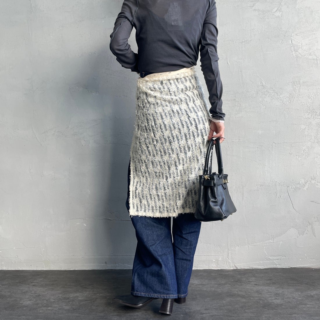 By/m [バイエム] マルチWAY チュールフェザーシアーラップスカート [B24142017] 21 IVORY&&モデル身長：150cm 着用サイズ：F&&