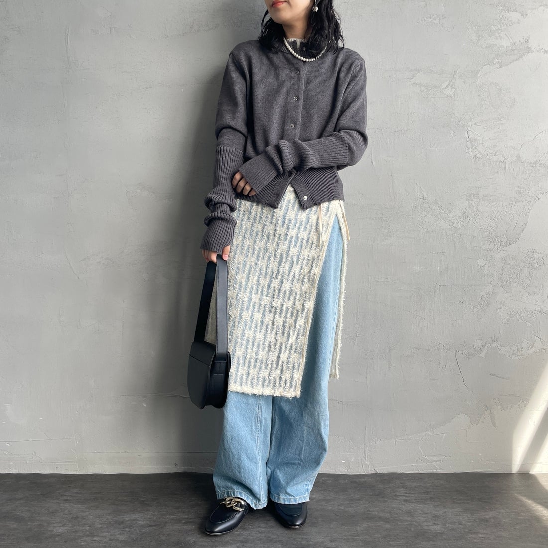 By/m [バイエム] マルチWAY チュールフェザーシアーラップスカート [B24142017] 21 IVORY&&モデル身長：160cm 着用サイズ：F&&