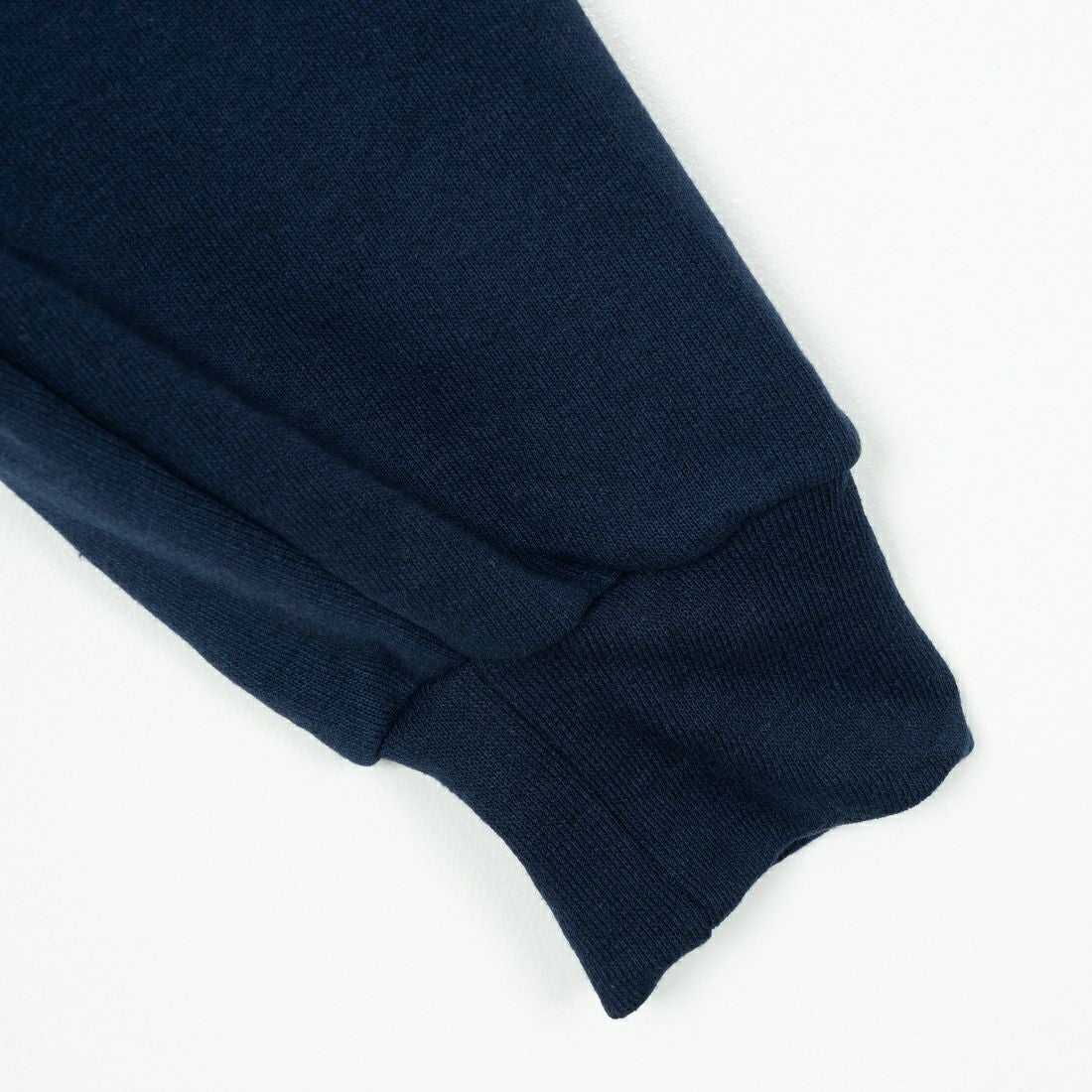 Berkley × RUSSELL ATHLETIC [バークレー × ラッセルアスレチック] 別注 バックプリント スウェットパーカー [RBK-24175IN-JF2] NAVY