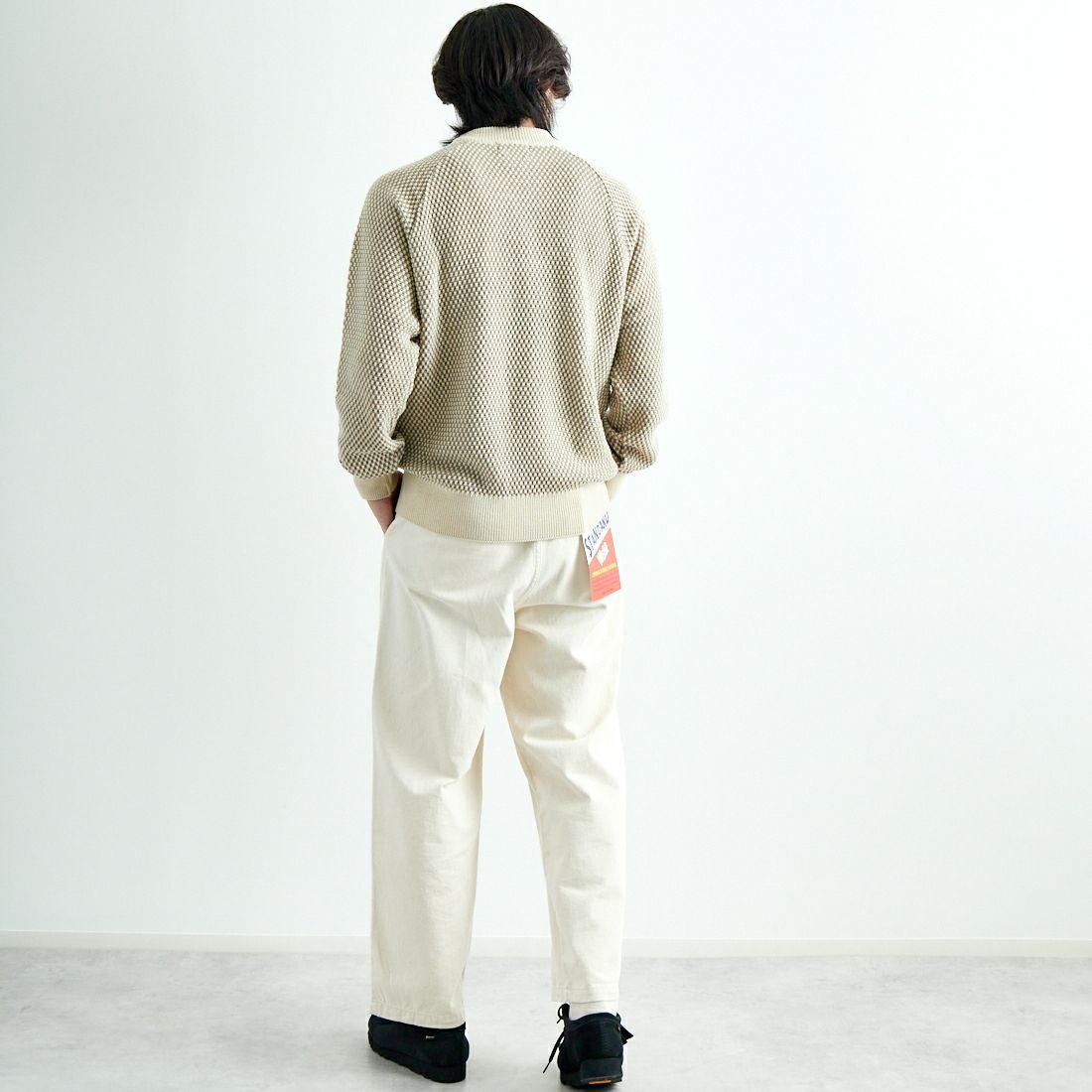 gim × JEANSFACTORY [ジム × ジーンズファクトリー] ウォッシャブルポップコーン編みクルーネックニット [24527589] 303 ｴｸﾘｭ &&モデル身長：179cm 着用サイズ：L&&