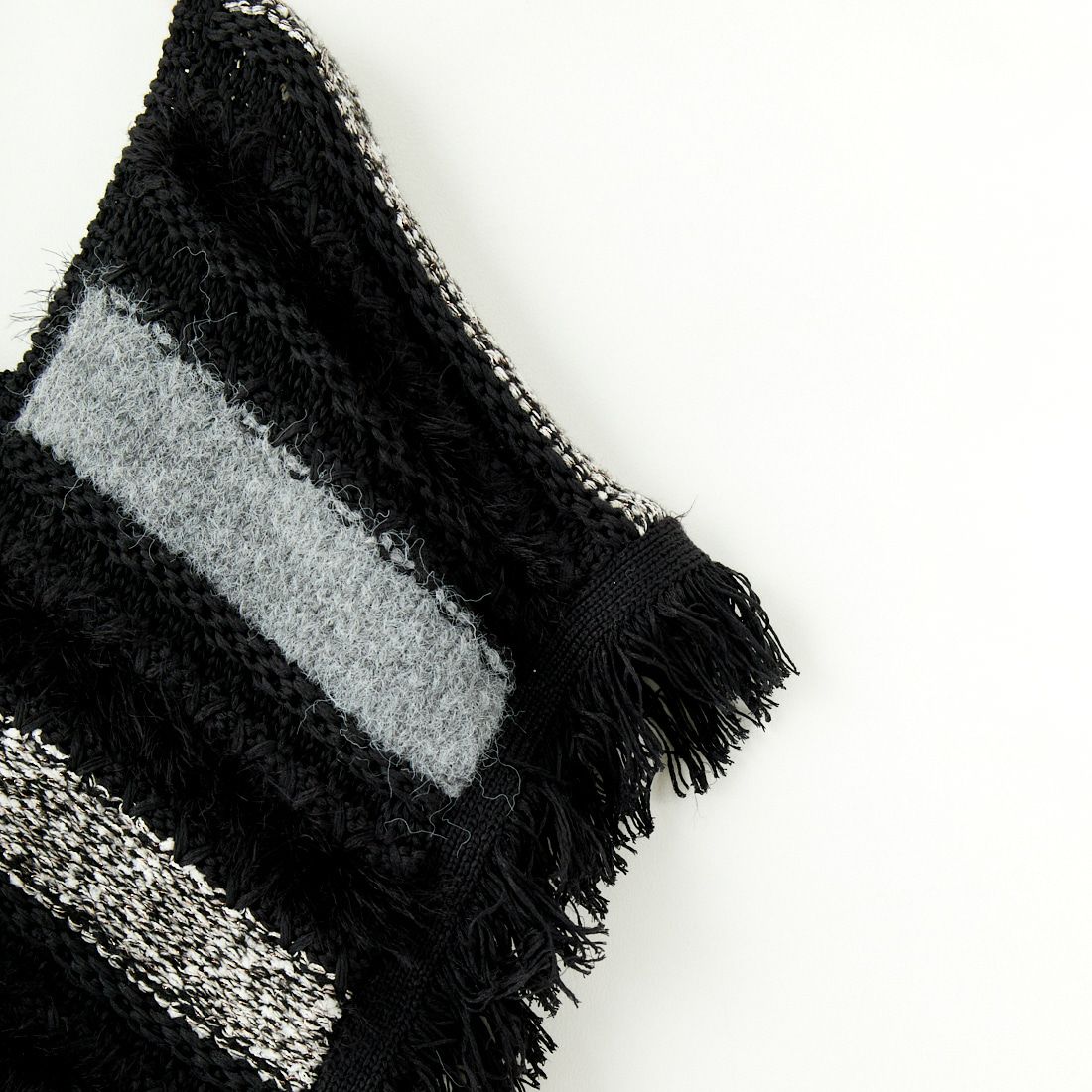 TORRAZZO DONNA [トラッゾドンナ] ファンシーヤーンランダムボーダーベスト [6257-410] 19 BLACK