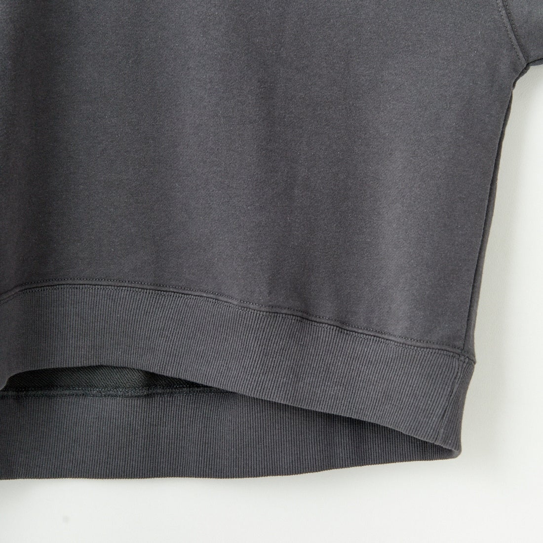 By/m [バイエム] 袖チュールフリルデザイン プルオーバースウェット [B24132079] 08 CHARCOA