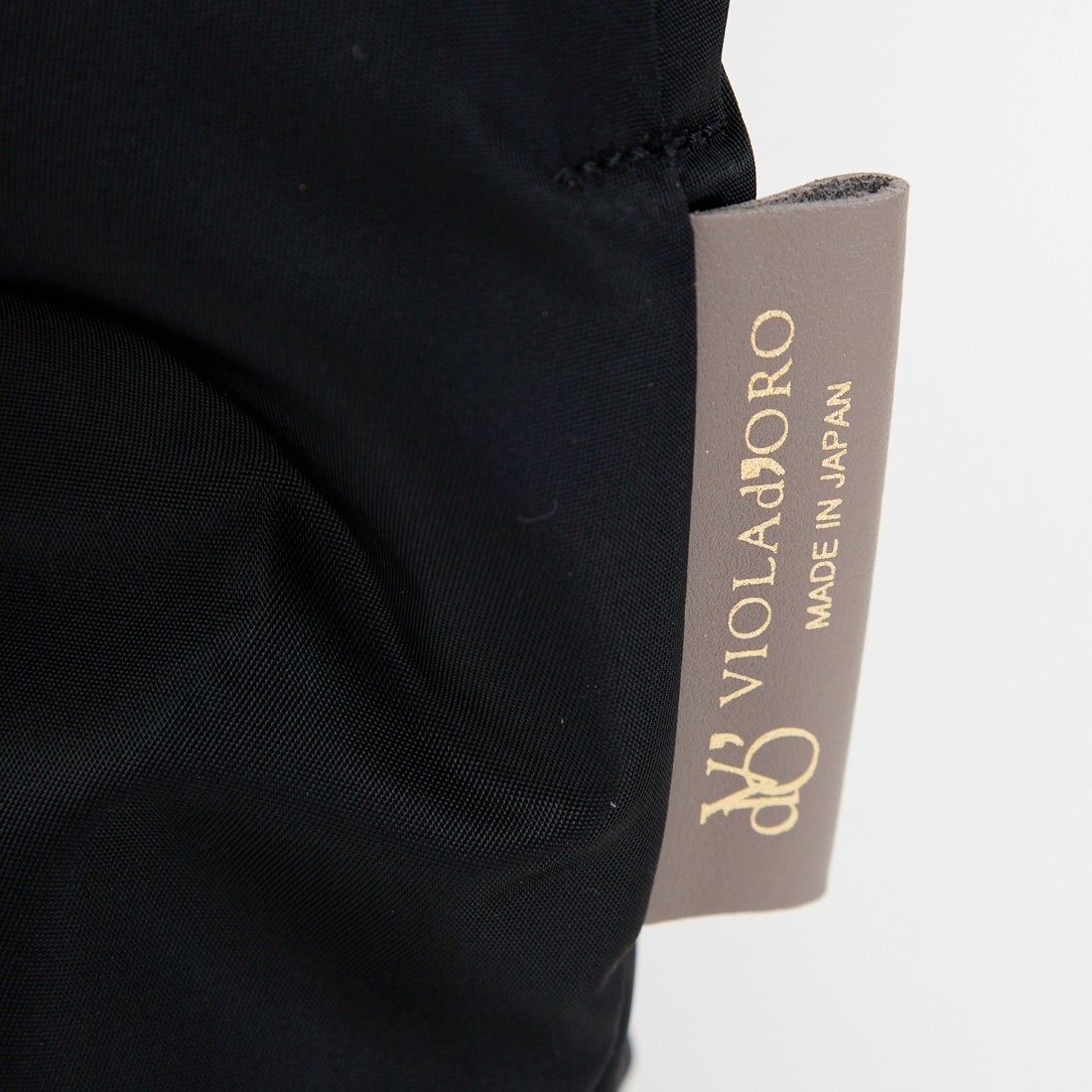 VIOLAd'ORO [ヴィオラドーロ] ノットハンドルナイロントートバッグ [V-2174] BLACK/TAU