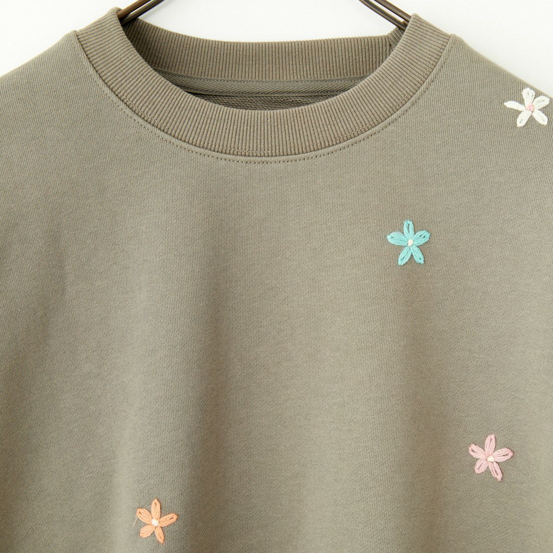 Jeans Factory Clothes [ジーンズファクトリークローズ] 裏毛フラワー刺繍ドロストスウェット [JFC-244-076] OLIVE