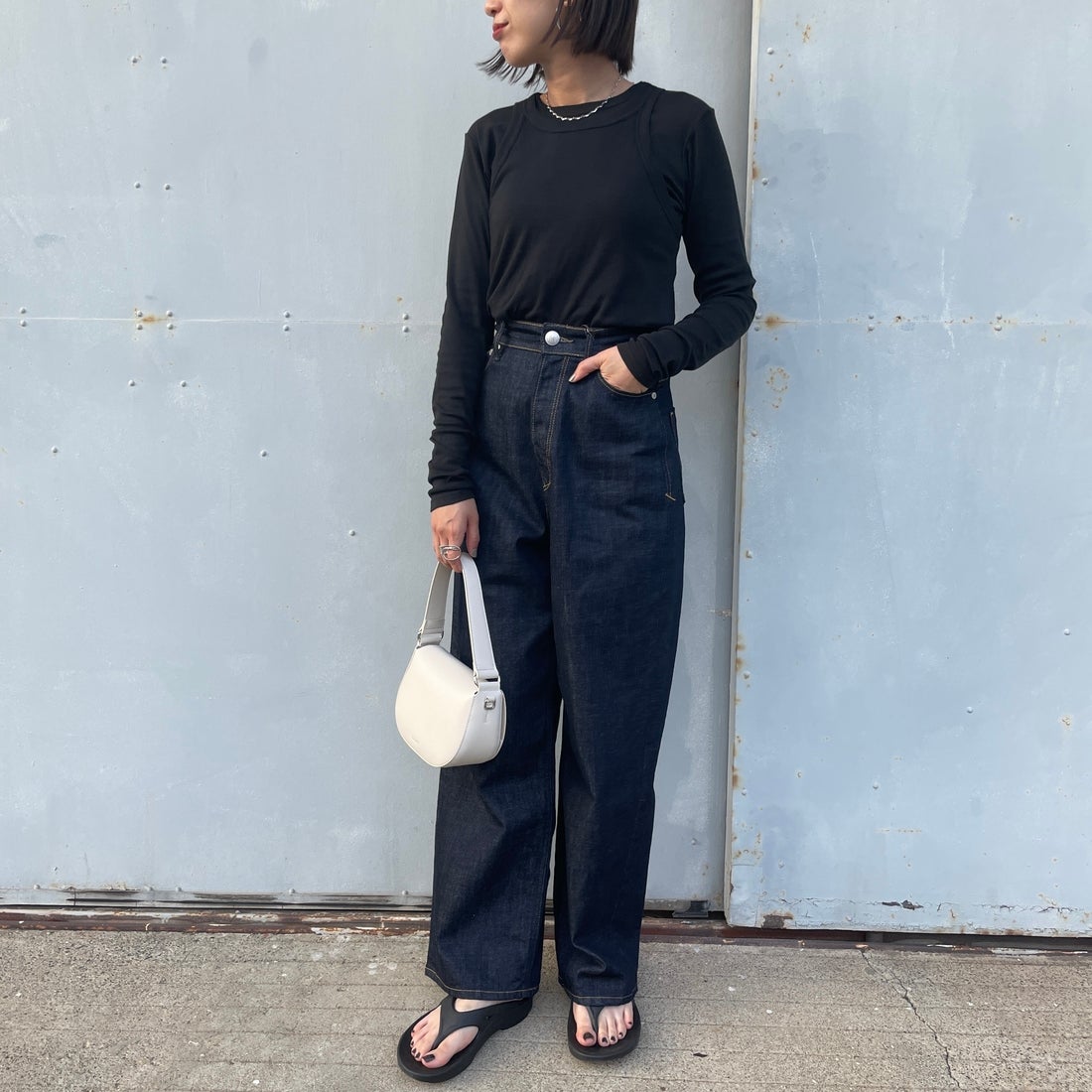 Robert P.Miller [ロバートピーミラー] 別注 2ピース タンクトップレイヤードシアーカットソー [RM251-1151IN-JF] BLACK &&モデル身長：159cm 着用サイズ：F&&