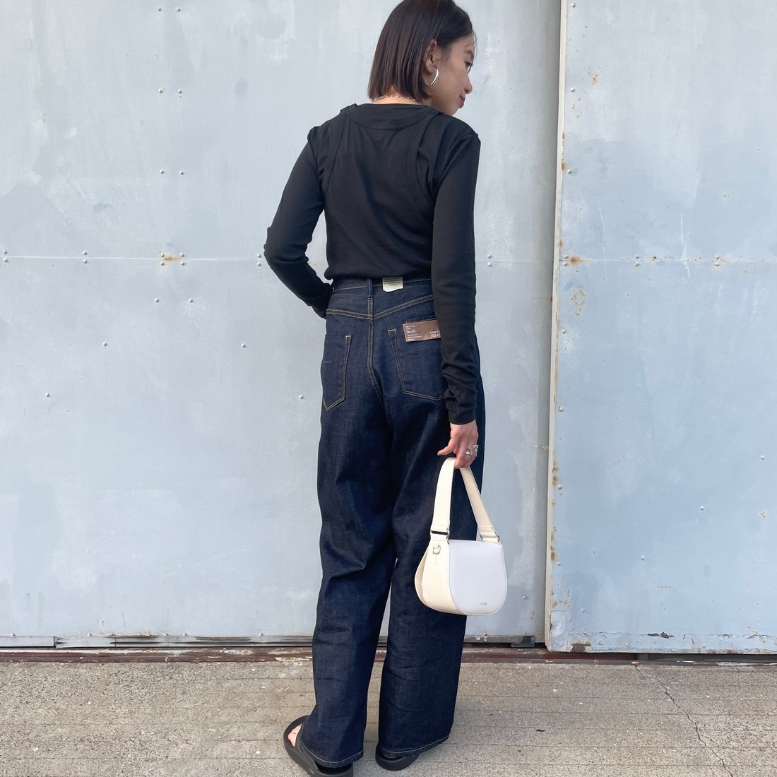 Robert P.Miller [ロバートピーミラー] 別注 2ピース タンクトップレイヤードシアーカットソー [RM251-1151IN-JF] BLACK &&モデル身長：159cm 着用サイズ：F&&