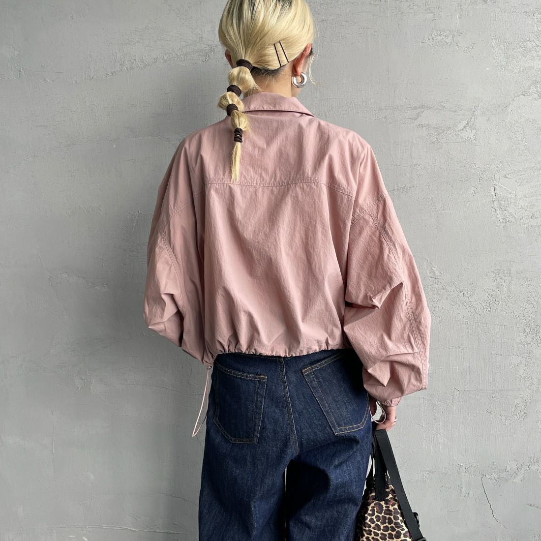 Jeans Factory Clothes [ジーンズファクトリークローズ] ナイロンワイドショートブルゾン [IN1-JK-5] ﾋﾟﾝｸ &&モデル身長：150cm 着用サイズ：F&&