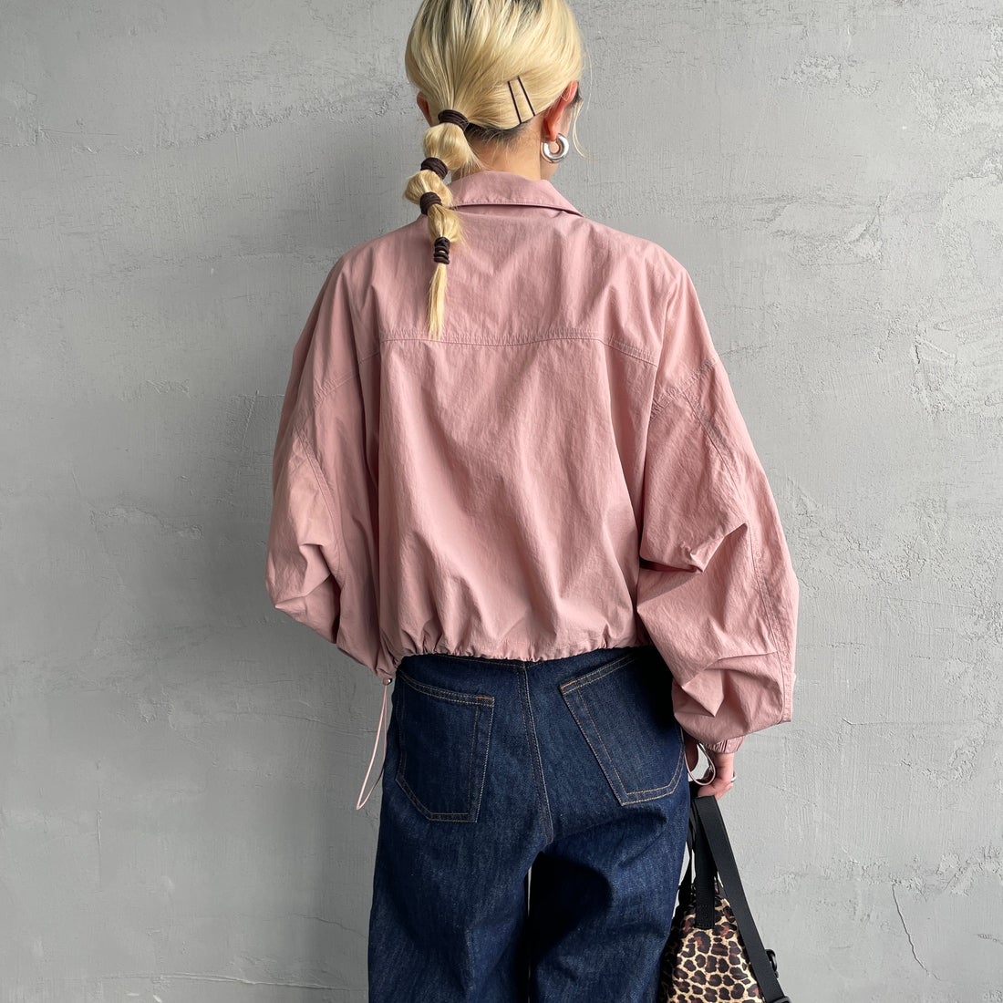 Jeans Factory Clothes [ジーンズファクトリークローズ] ナイロンワイドショートブルゾン [IN1-JK-5] ﾋﾟﾝｸ &&モデル身長：150cm 着用サイズ：F&&