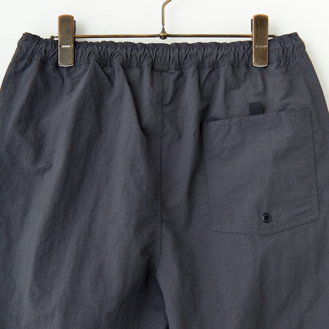 FRED PERRY [フレッドペリー] 別注 ワンポイントロゴ刺繍ショートパンツ [FPM-25S-001-JF] GRY/OAT