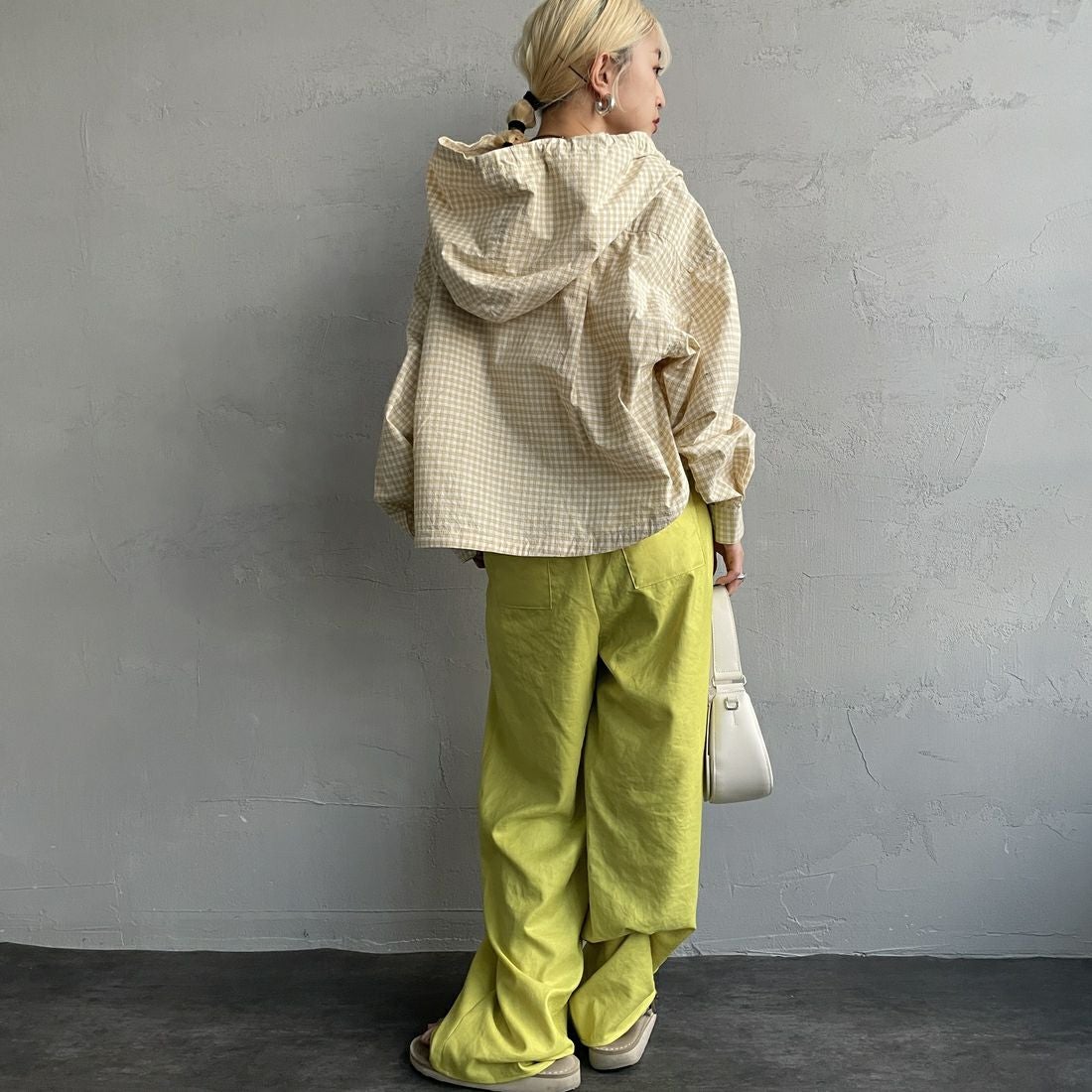 Americana × JEANS FACTORY [アメリカーナ × ジーンズファクトリー] 別注 フード付き チェックシャツアウター [ASO-L-779-2-JF] ｸﾞﾘｰﾝ &&モデル身長：150cm 着用サイズ：ONE SIZE&&