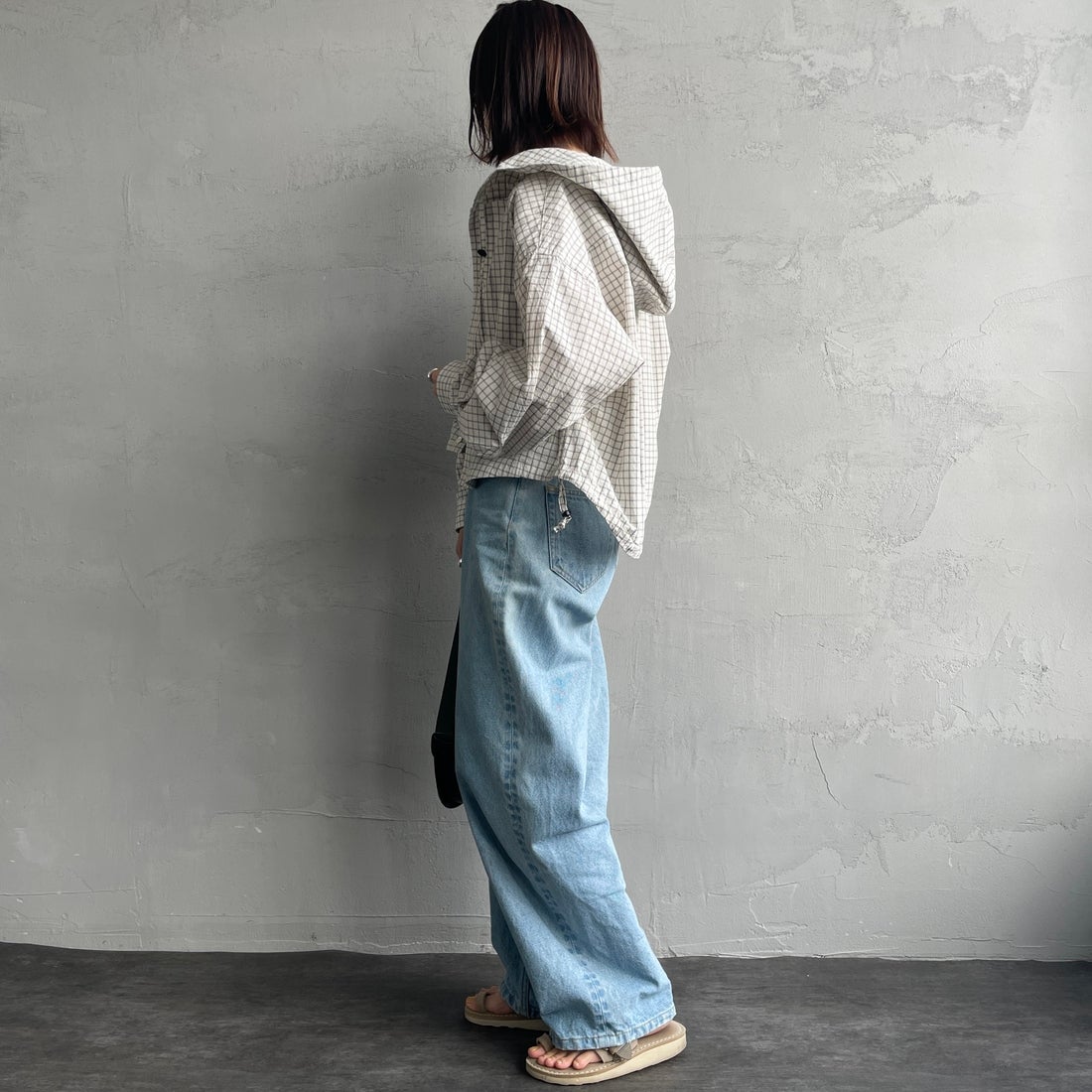 Americana × JEANS FACTORY [アメリカーナ × ジーンズファクトリー] 別注 フード付き チェックシャツアウター [ASO-L-779-2-JF] ｷﾅﾘ &&モデル身長：158cm 着用サイズ：ONE SIZE&&