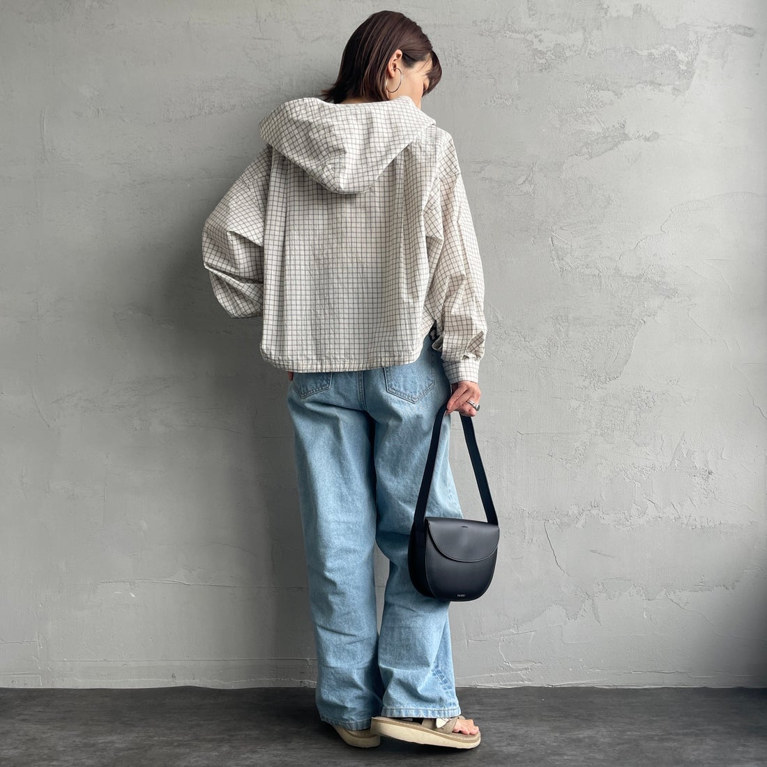 Americana × JEANS FACTORY [アメリカーナ × ジーンズファクトリー] 別注 フード付き チェックシャツアウター [ASO-L-779-2-JF] ｷﾅﾘ &&モデル身長：158cm 着用サイズ：ONE SIZE&&