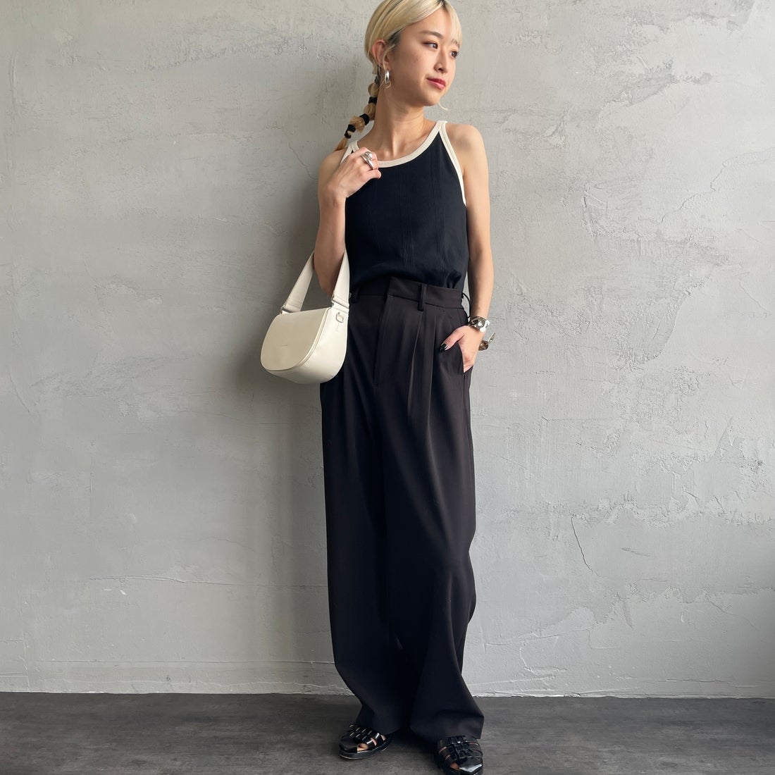 Robert P.Miller [ロバートピーミラー] 別注 配色 アメリカンスリーブパネルリブタンクトップ [RM251-2143IN-JF] BLACK &&モデル身長：150cm 着用サイズ：F&&