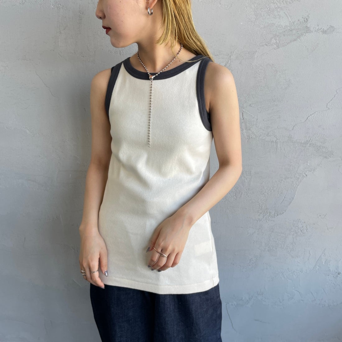 Noir Fabrik [ヌワールファブリック] コットンフライス アメリカンスリーブタンクトップ [IN-01-25SS] ﾅﾁｭﾗﾙ/ｽﾐｸﾛ &&モデル身長：156cm 着用サイズ：0&&