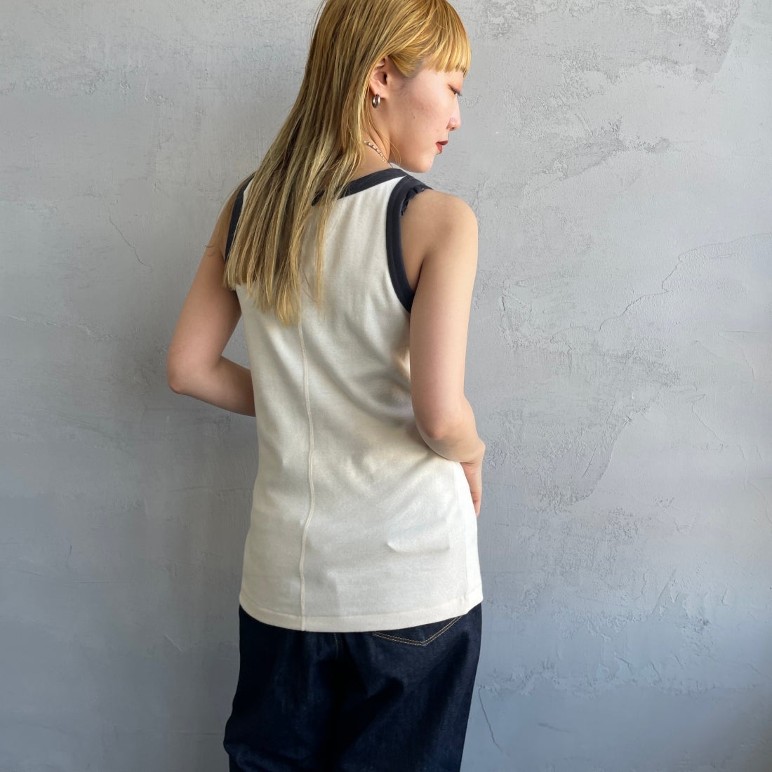 Noir Fabrik [ヌワールファブリック] コットンフライス アメリカンスリーブタンクトップ [IN-01-25SS] ﾅﾁｭﾗﾙ/ｽﾐｸﾛ &&モデル身長：156cm 着用サイズ：0&&