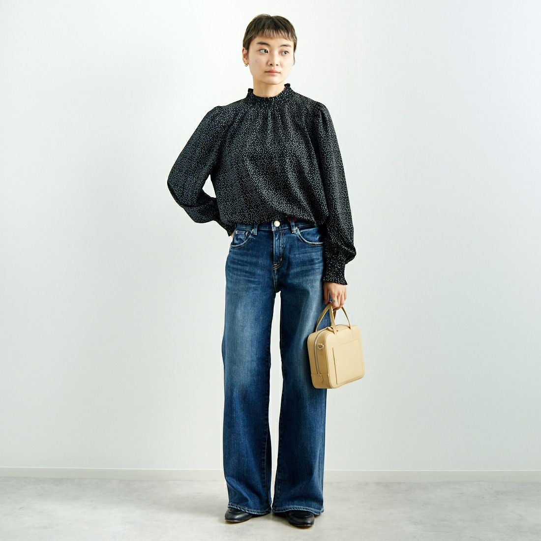 RED CARD TOKYO [レッドカード トーキョー] 35th Anniversary ワイドデニムパンツ [26W10101SDK] A-STN DARK &&モデル身長：160cm 着用サイズ：24&&