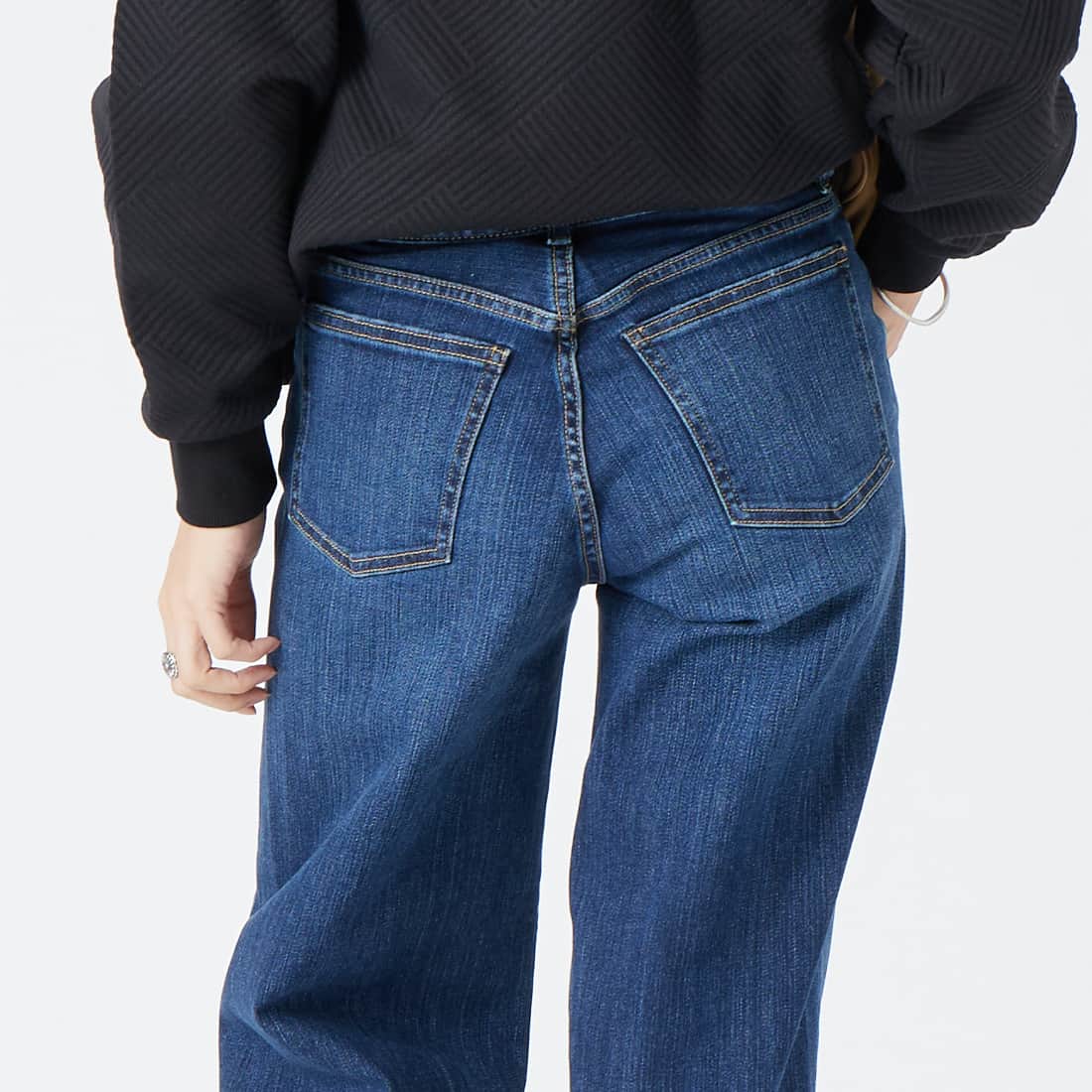 RED CARD TOKYO [レッドカード トーキョー] 35th Anniversary ワイドデニムパンツ [26W10101SDK] A-STN DARK &&モデル身長：162cm 着用サイズ：22&&
