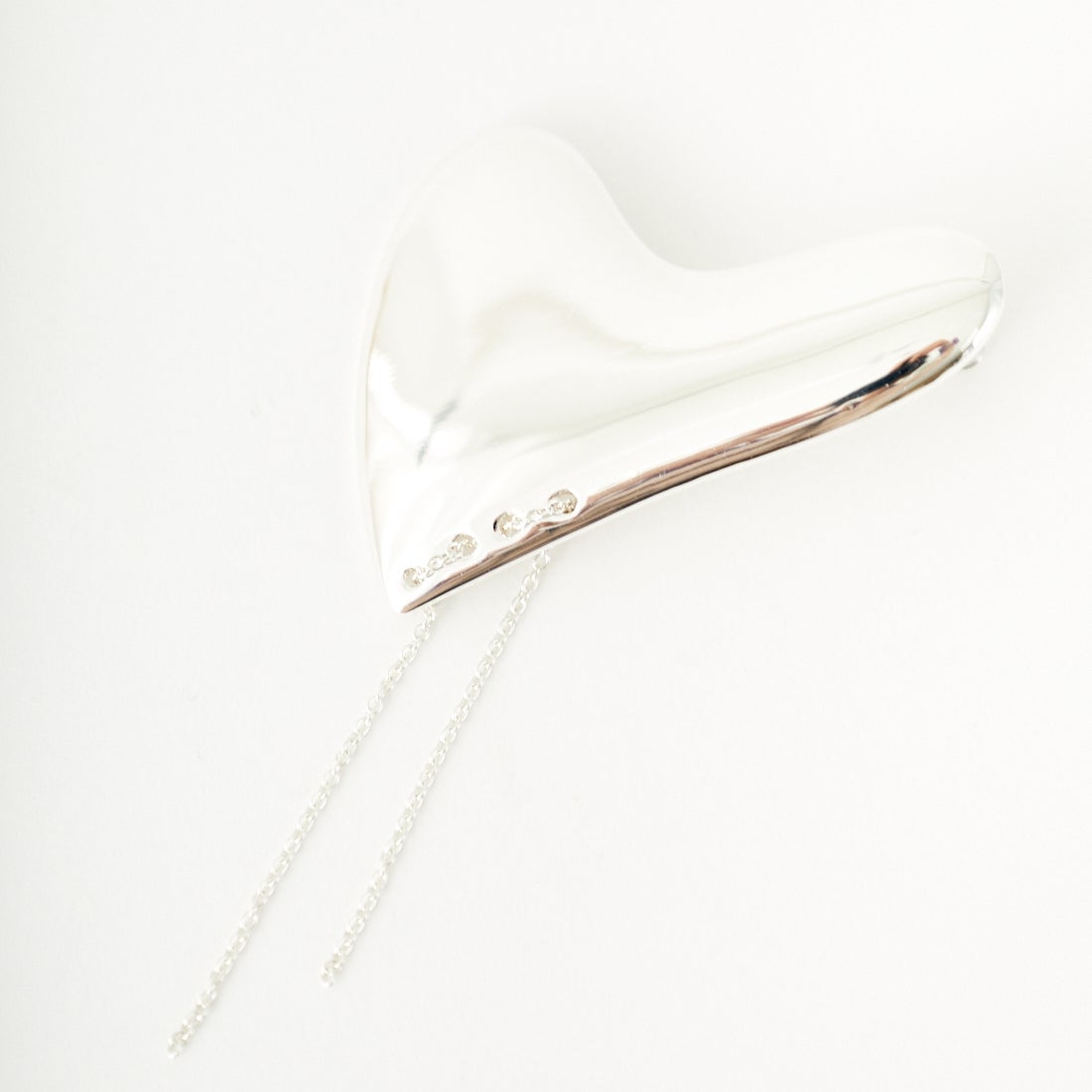 LAPUIS [ラピュイ] ハートプレートピアス [244-220110] SILVER