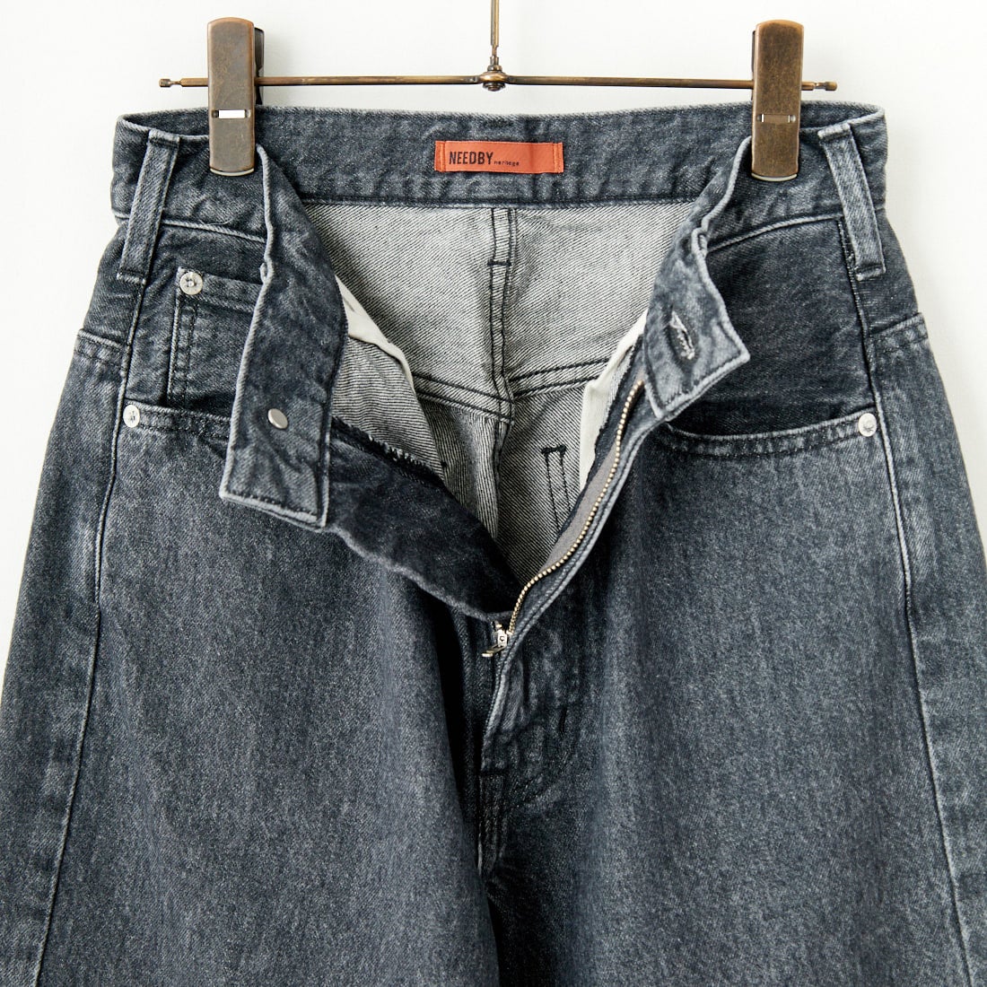 NEEDBY heritage [ニードバイヘリテージ] KOH ワイドテーパードデニム [B1CW01237SDG] S-DK GRAY