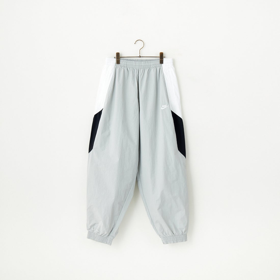 NIKE [ナイキ] クラブ ウーブントラックパンツ [HQ6115] 077 LT SMO