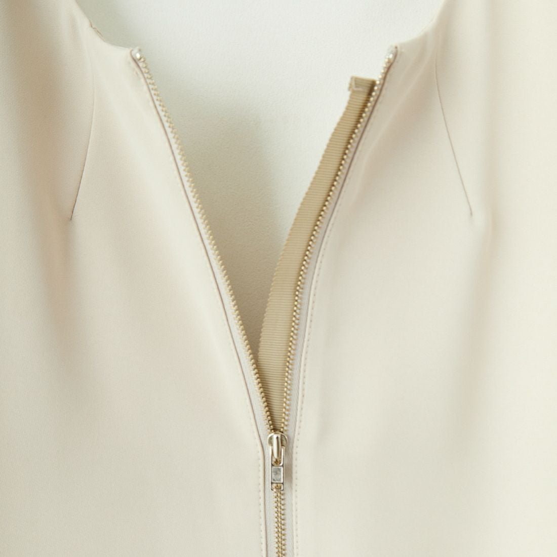 CHIGNON [シニヨン] ノースリーブカーヴィーサロペット [3246-484KK] L.BEIGE