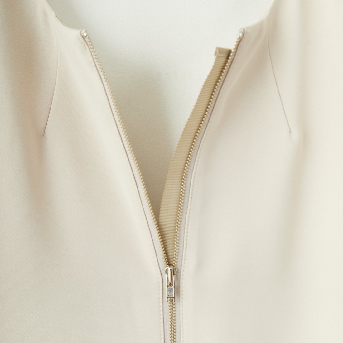 CHIGNON [シニヨン] ノースリーブカーヴィーサロペット [3246-484KK] L.BEIGE