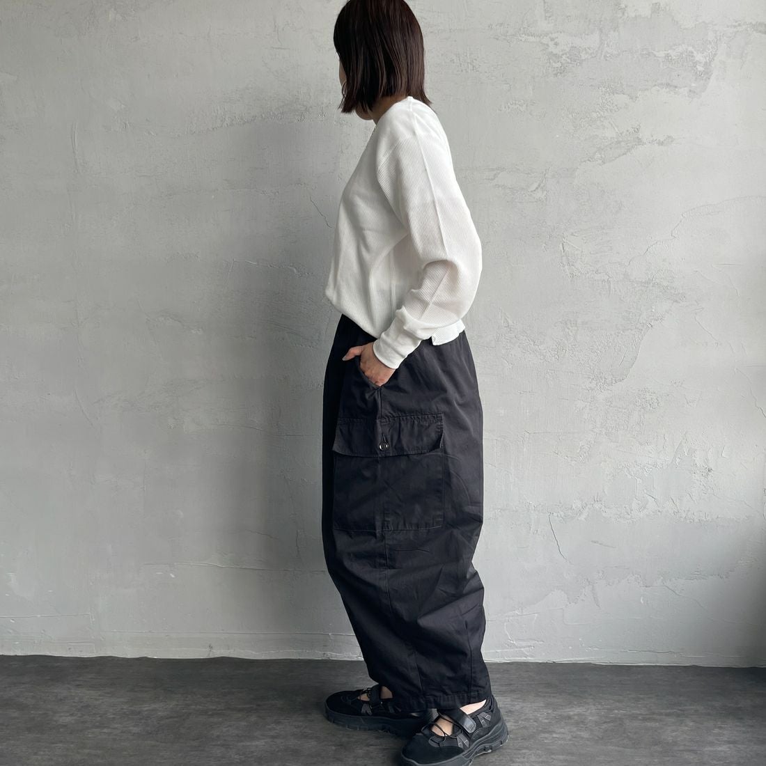 HARVESTY [ハーベスティ] サーカスカーゴパンツ [A11908] 55 19 BLACK &&モデル身長：159cm 着用サイズ：1&&