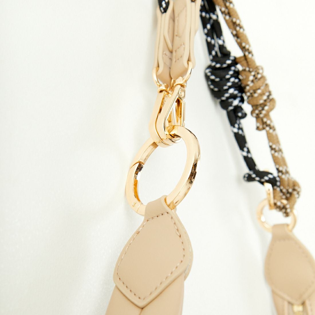 LE VERNIS [ル・ベルニ] パラコードムーンバッグ [244-210510] LT.BEIGE