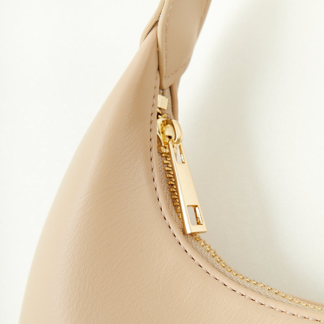 LE VERNIS [ル・ベルニ] パラコードムーンバッグ [244-210510] LT.BEIGE