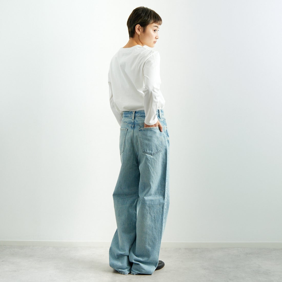 RED CARD TOKYO [レッドカード トーキョー] Dakota ルーズストレートデニム [72W43201TLS] S-TANNED L &&モデル身長：160cm 着用サイズ：24&&