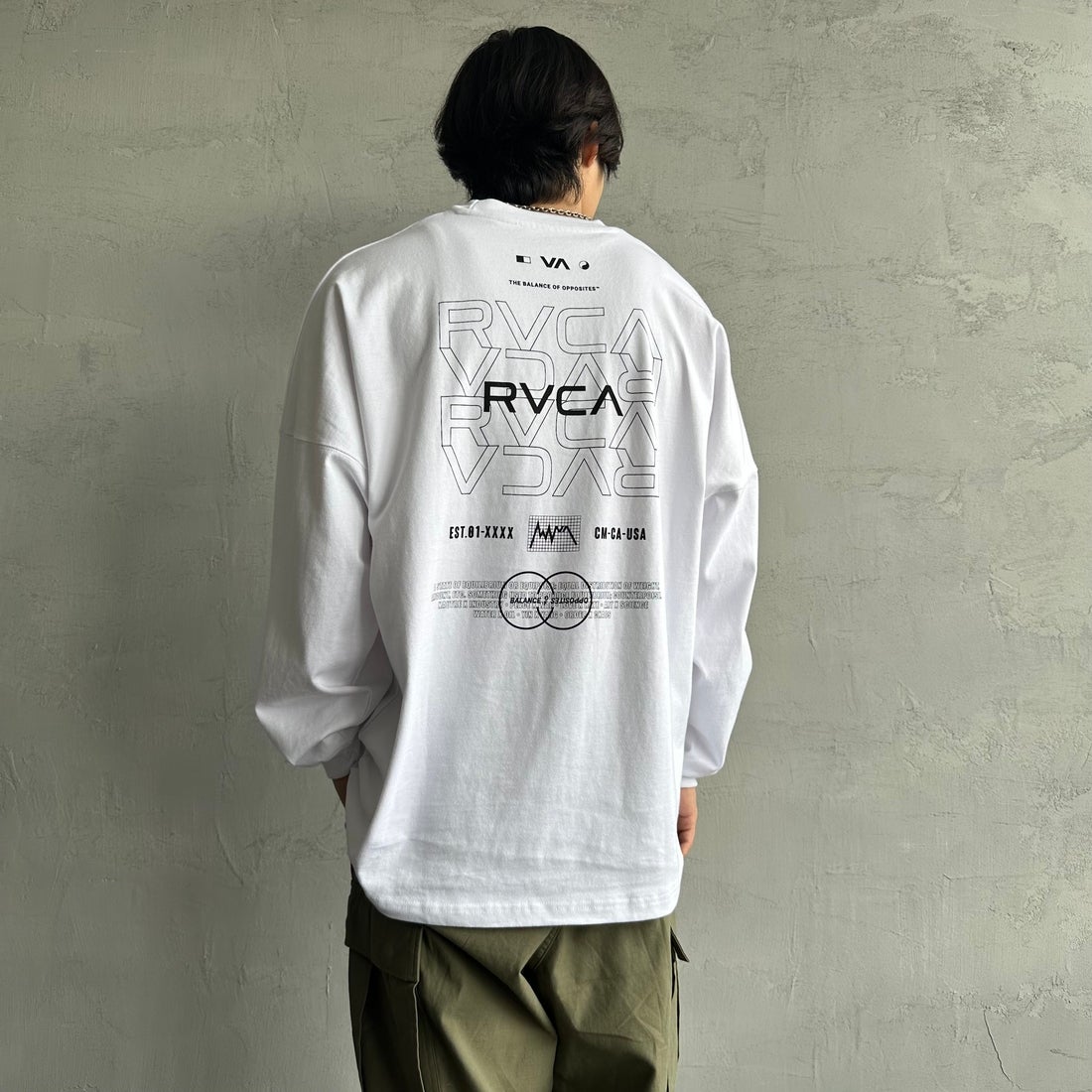 RVCA [ルーカ] RADIATE ロングスリーブTシャツ [BF041-151] WHT &&モデル身長：179cm 着用サイズ：L&&