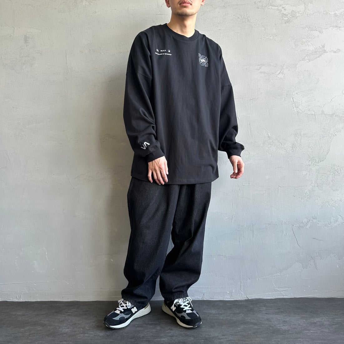 RVCA [ルーカ] RADIATE ロングスリーブTシャツ [BF041-151] BLK &&モデル身長：168cm 着用サイズ：L&&