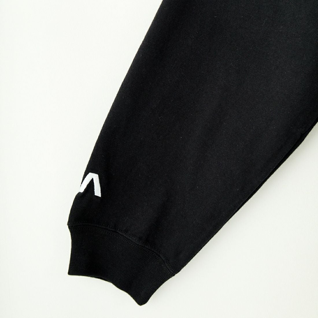 RVCA [ルーカ] RADIATE ロングスリーブTシャツ [BF041-151] BLK