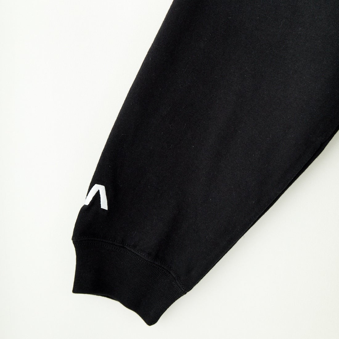 RVCA [ルーカ] RADIATE ロングスリーブTシャツ [BF041-151] BLK
