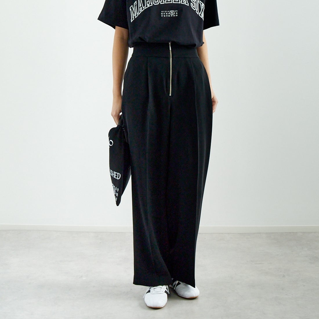 040 ﾌﾞﾗｯｸ&&モデル身長：167cm 着用サイズ：36&&