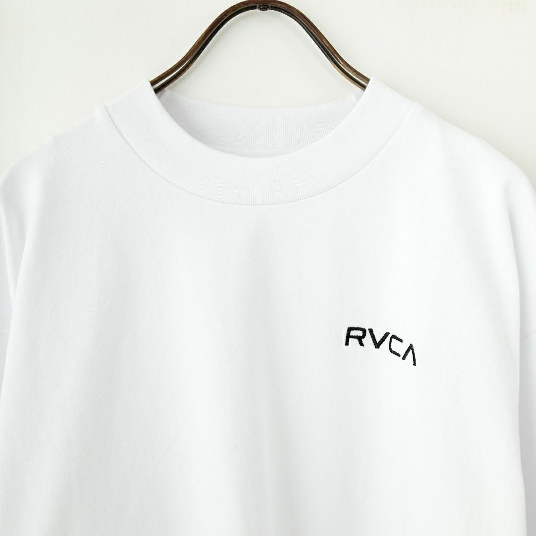 RVCA [ルーカ] バンダナ柄ボックスロゴTシャツ [BF043-051] WHT