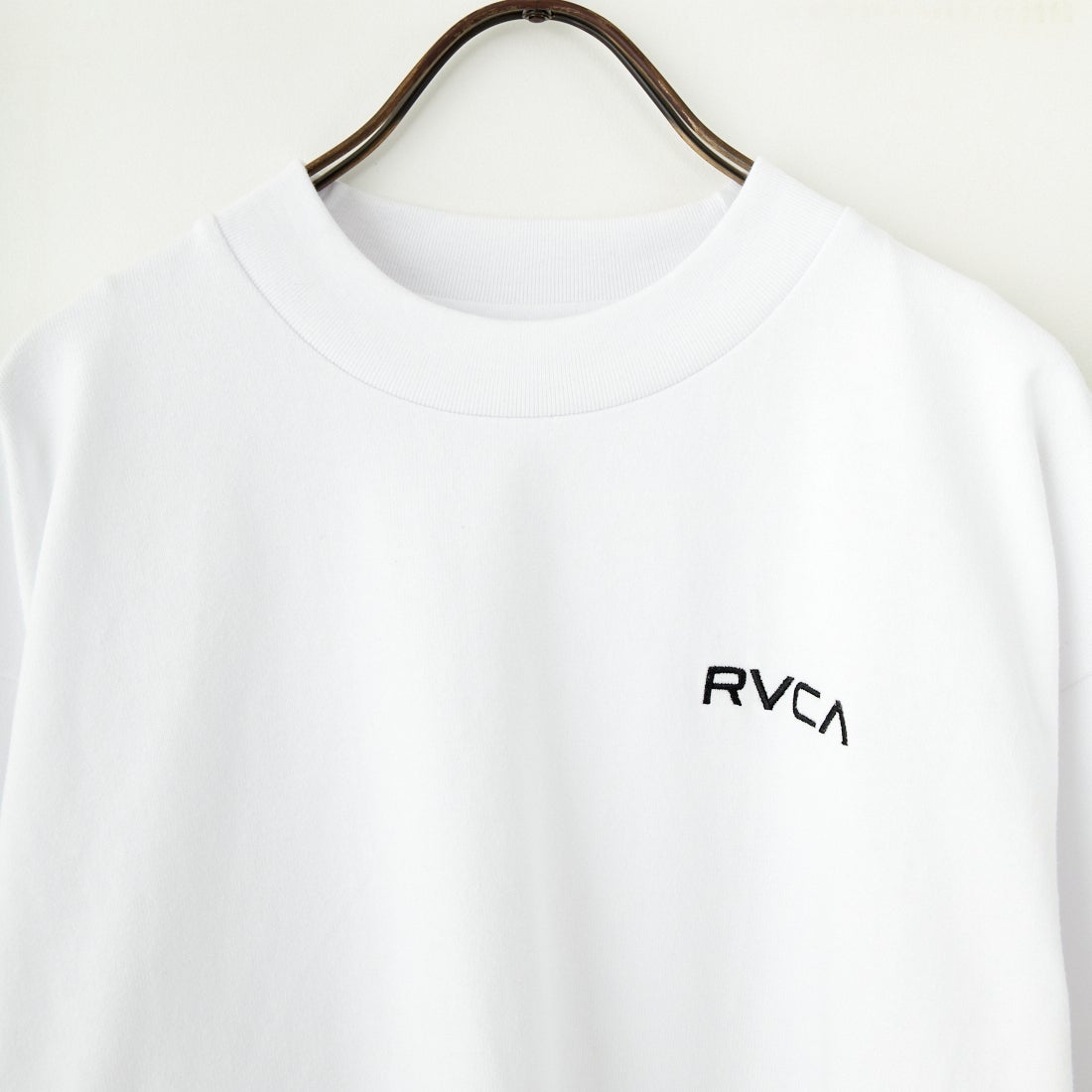 RVCA [ルーカ] バンダナ柄ボックスロゴTシャツ [BF043-051] WHT