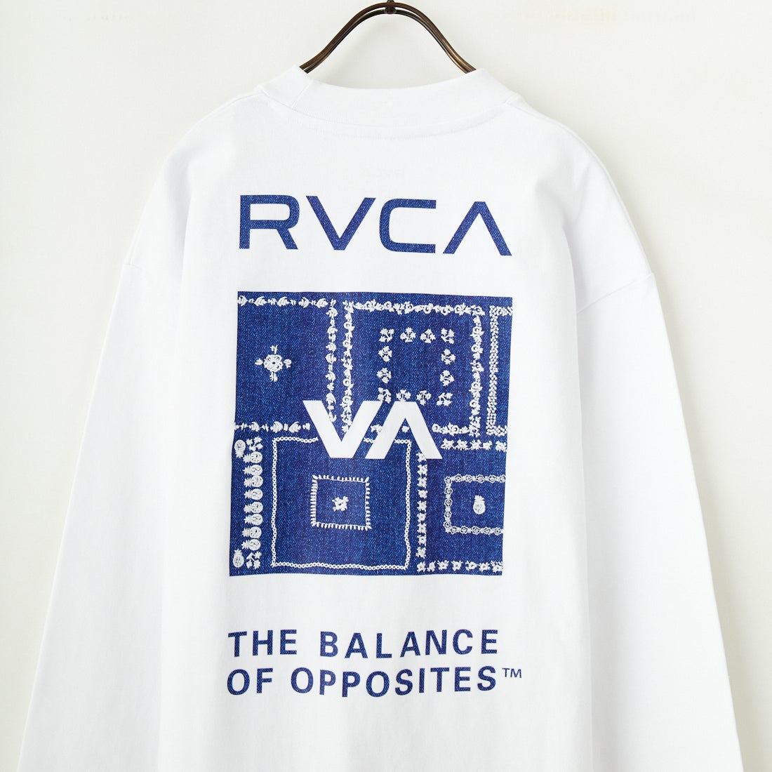 RVCA [ルーカ] バンダナ柄ボックスロゴTシャツ [BF043-051] WHT