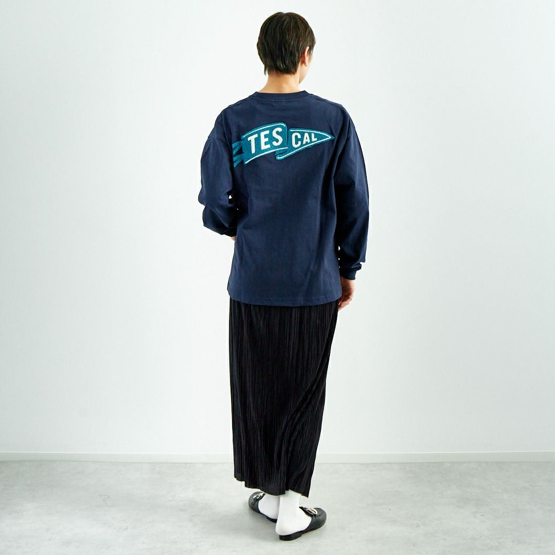 The Endless Summer [エンドレスサマー] TES サガラ刺繍ビッグロングスリーブTシャツ [C-25374303] 60 NAVY &&モデル身長：160cm 着用サイズ：S&&