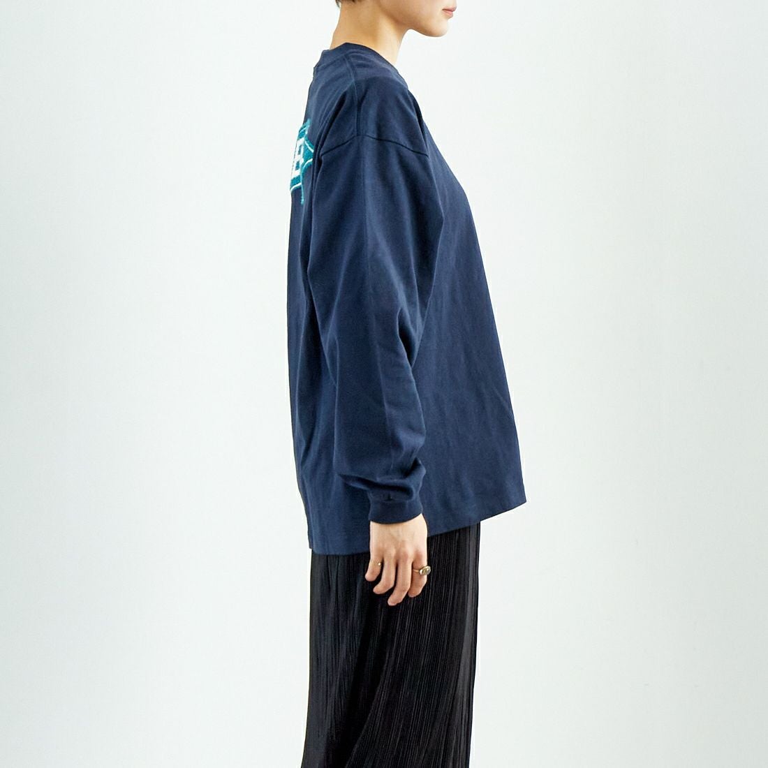 The Endless Summer [エンドレスサマー] TES サガラ刺繍ビッグロングスリーブTシャツ [C-25374303] 60 NAVY &&モデル身長：160cm 着用サイズ：S&&