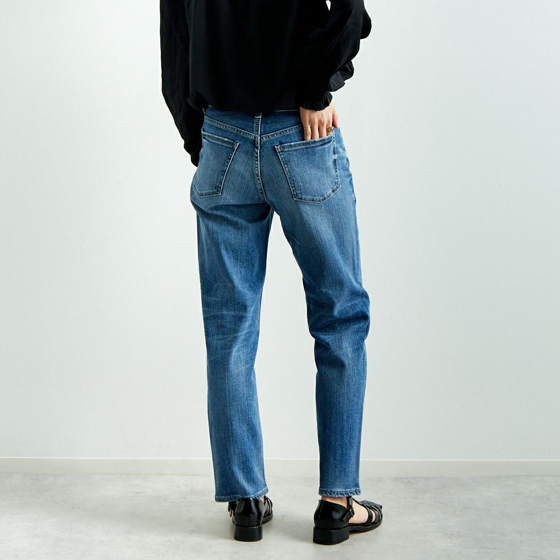 RED CARD TOKYO [レッドカード トーキョー] 35th Anniversary カジュアルテーパードパンツ [26W10001MDU] A-MD USED &&モデル身長：160cm 着用サイズ：24&&