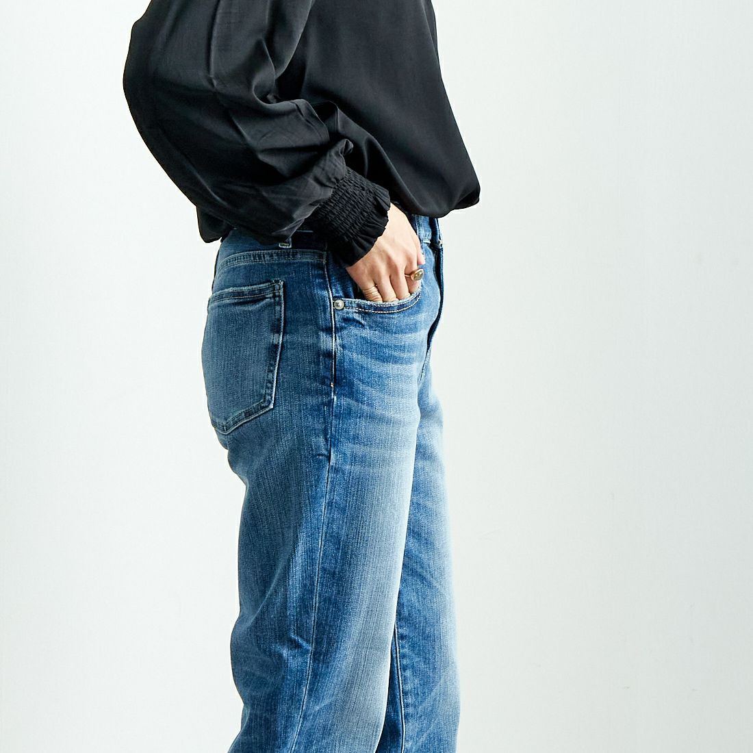 RED CARD TOKYO [レッドカード トーキョー] 35th Anniversary カジュアルテーパードパンツ [26W10001MDU] A-MD USED &&モデル身長：160cm 着用サイズ：24&&