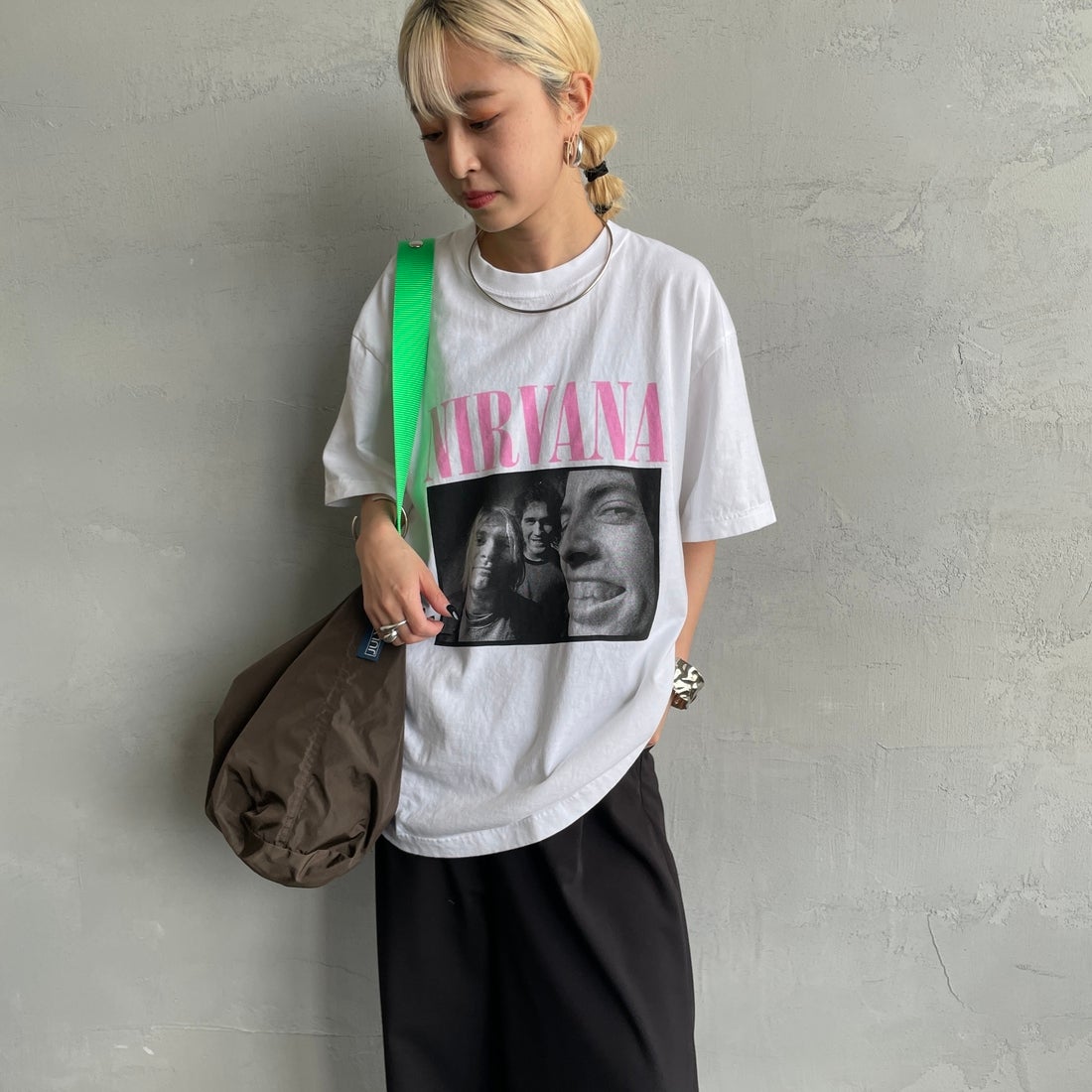 GOOD ROCK SPEED [グッドロックスピード] 別注 NIRVANA フォトプリントロックTシャツ [INTN-031-JF] WHITE &&モデル身長：150cm 着用サイズ：M&&