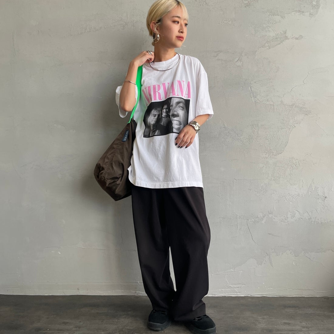 GOOD ROCK SPEED [グッドロックスピード] 別注 NIRVANA フォトプリントロックTシャツ [INTN-031-JF] WHITE &&モデル身長：150cm 着用サイズ：M&&