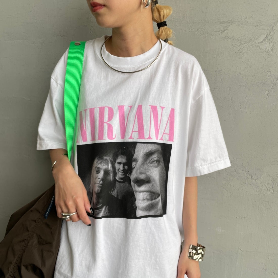 GOOD ROCK SPEED [グッドロックスピード] 別注 NIRVANA フォトプリントロックTシャツ [INTN-031-JF] WHITE &&モデル身長：150cm 着用サイズ：M&&