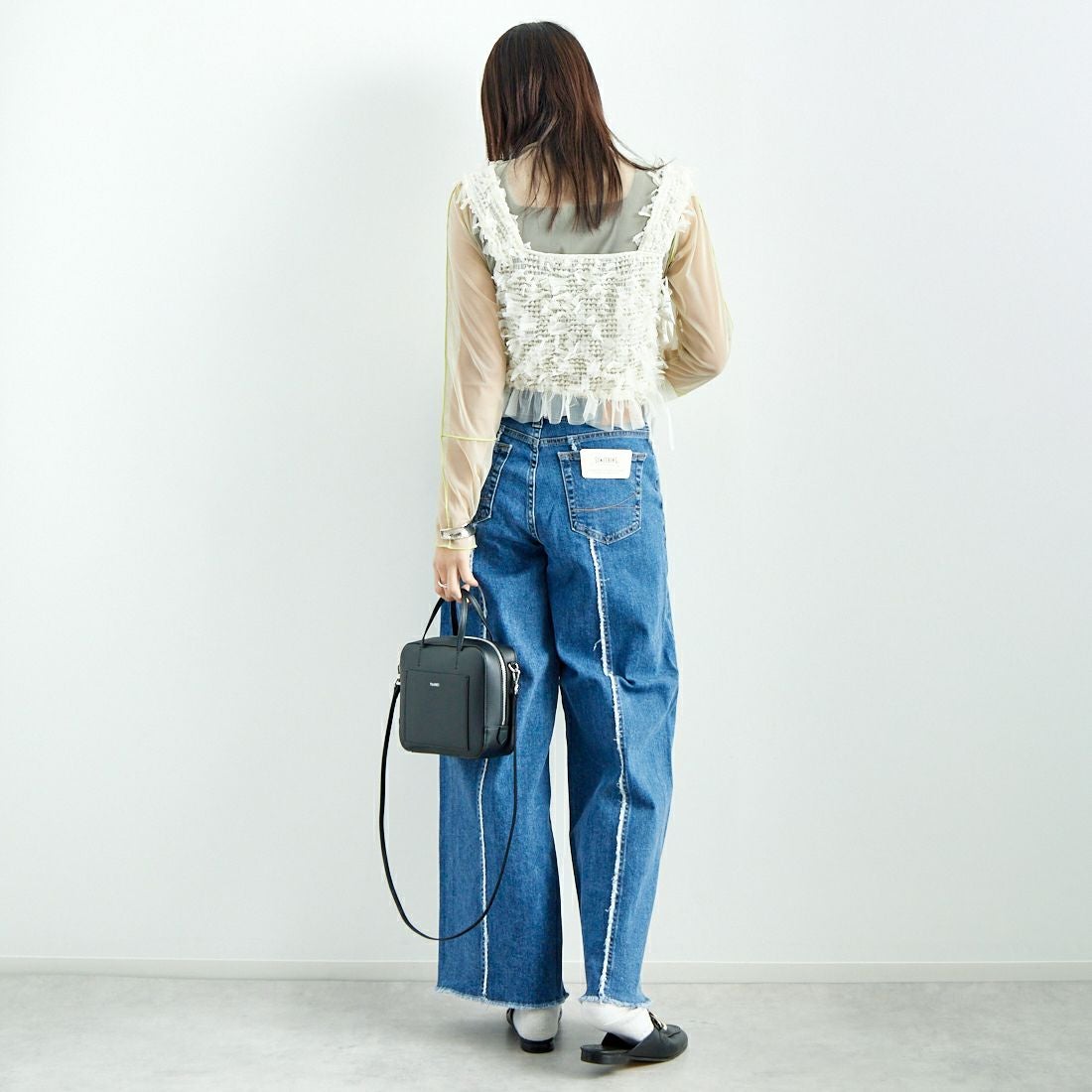 CHIGNON [シニヨン] チュールシアータンクトップ [1546-520NH] O.WHITE &&モデル身長：167cm 着用サイズ：F&&