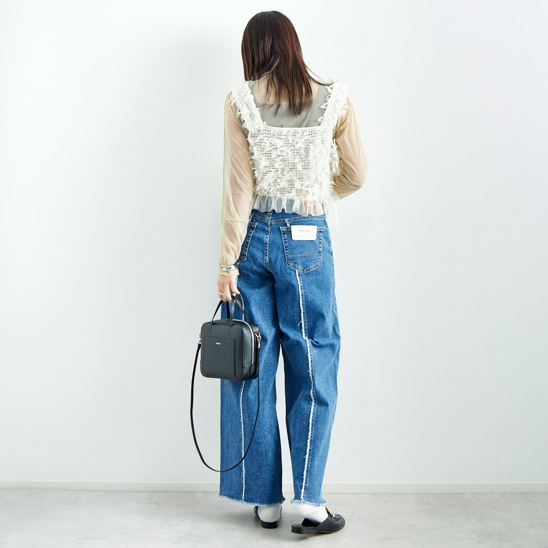 CHIGNON [シニヨン] チュールシアータンクトップ [1546-520NH] O.WHITE &&モデル身長：167cm 着用サイズ：F&&