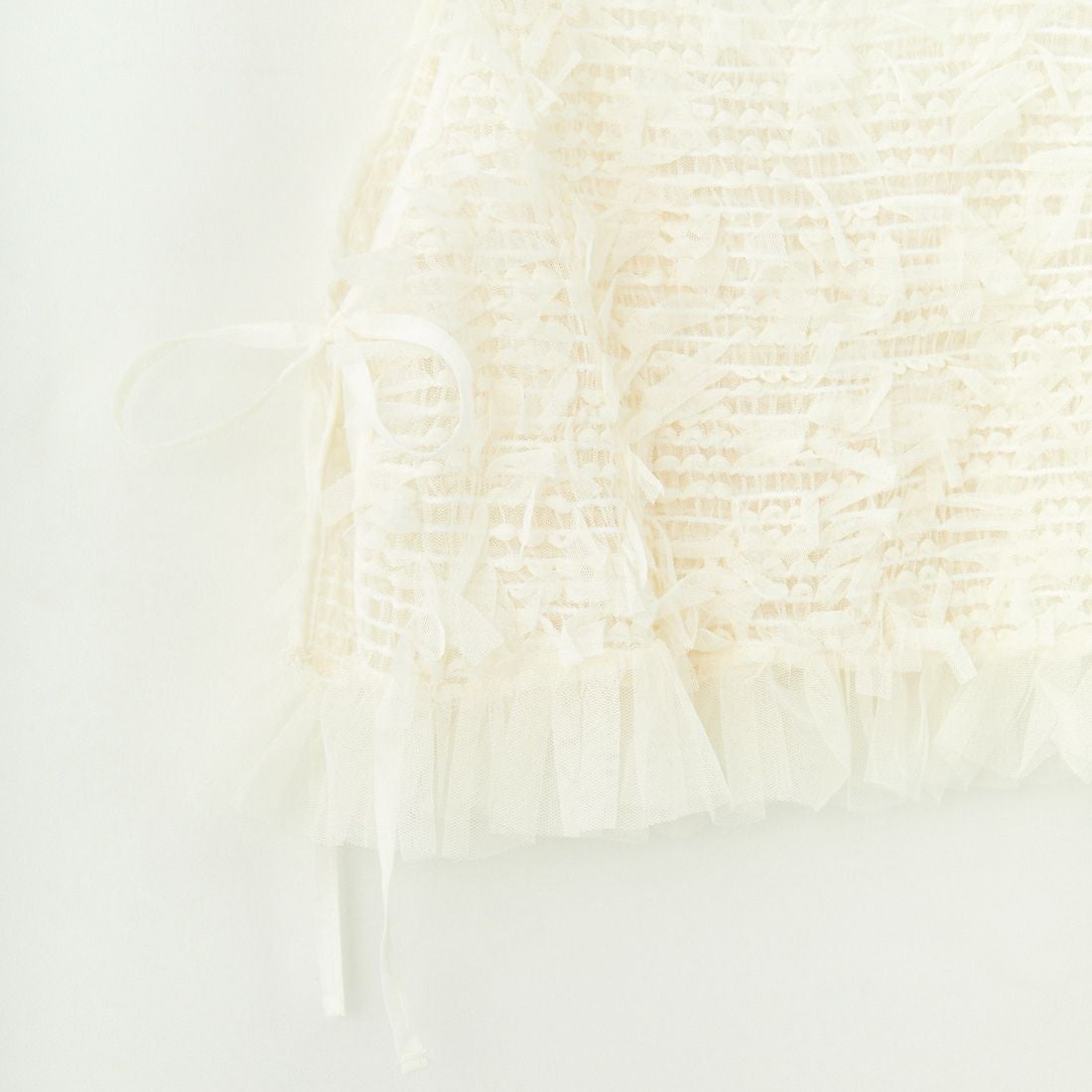 CHIGNON [シニヨン] チュールシアータンクトップ [1546-520NH] O.WHITE