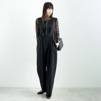 BLACK&&モデル身長：167cm 着用サイズ：F&&